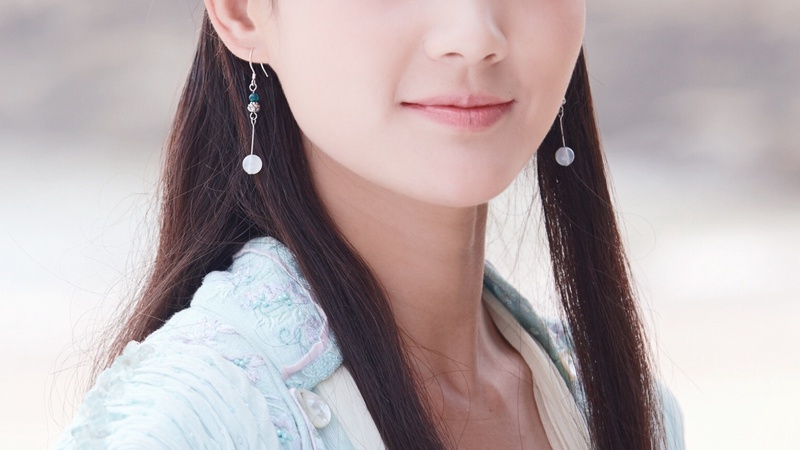 李一桐《狐妖小红娘》路透引爆全网，仙气造型获赞